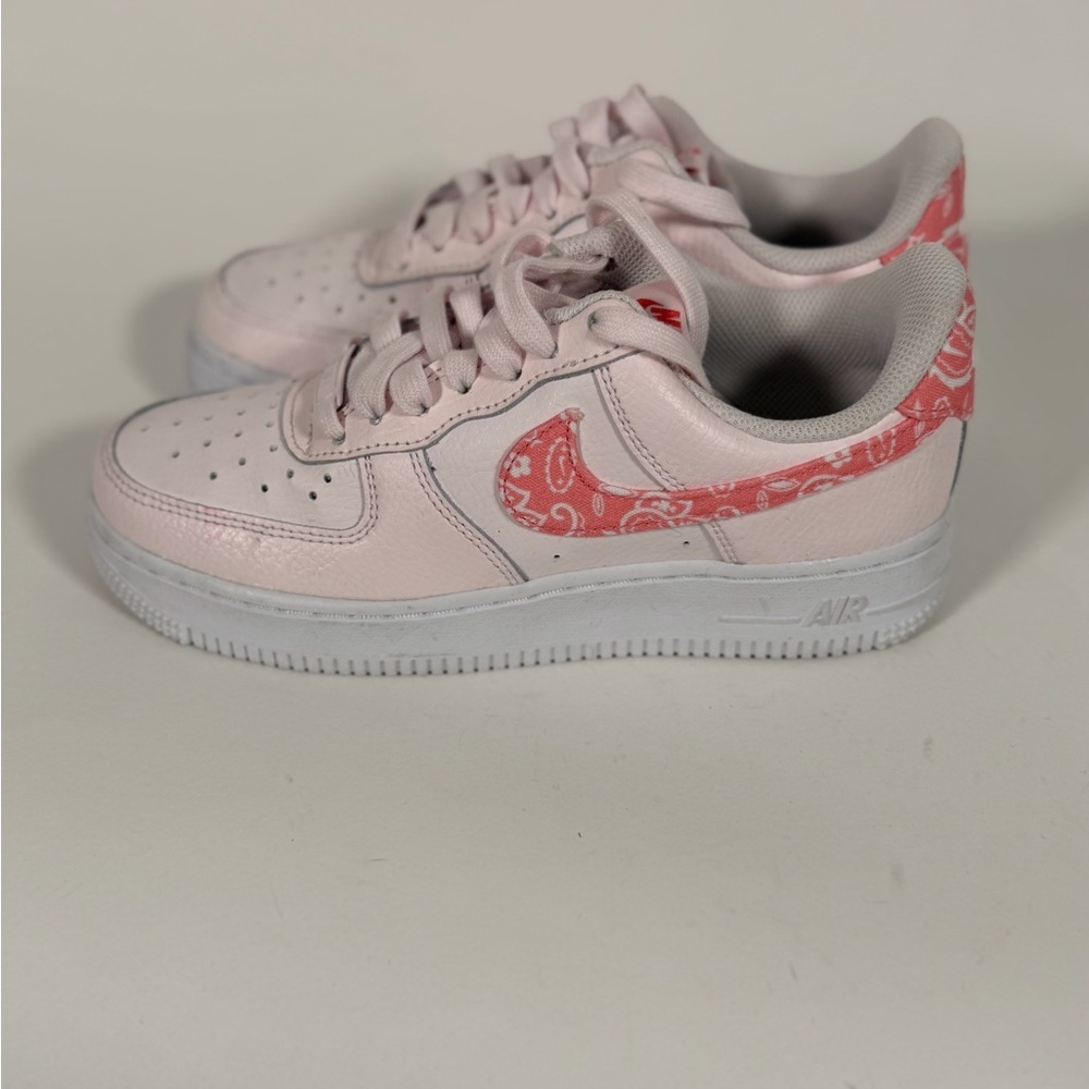 NWOB Nike Air Force 1 '07 Women's Shoes - Picture 5 of 7